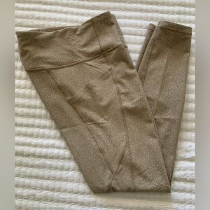 Athleta (s) tan/white print leggings